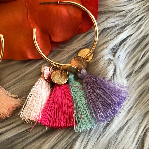 Boho Tassel Earrings - Picture 5 of 8